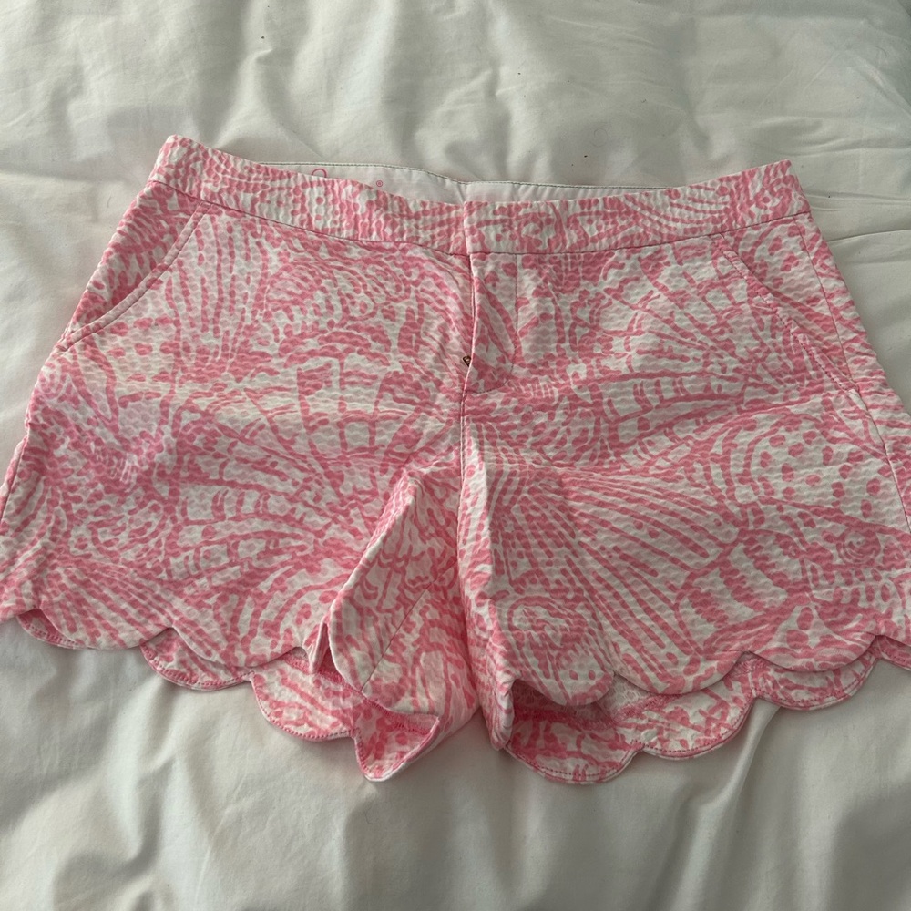 Lilly Pulitzer Pink Bermuda Shorts with Scalloped Hem